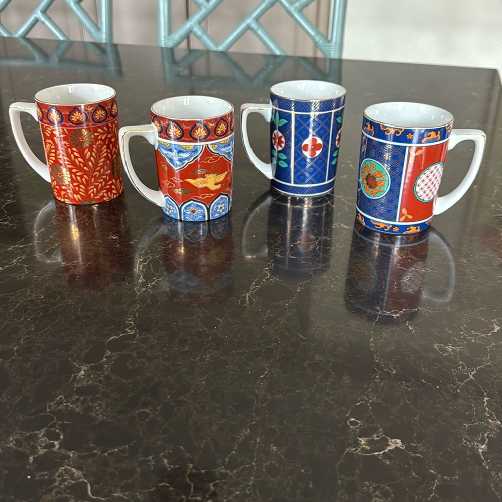 Neiman Marcus Imari Style Set of 4 Mugs Coffee Tea Cups Hand Painted Japan
